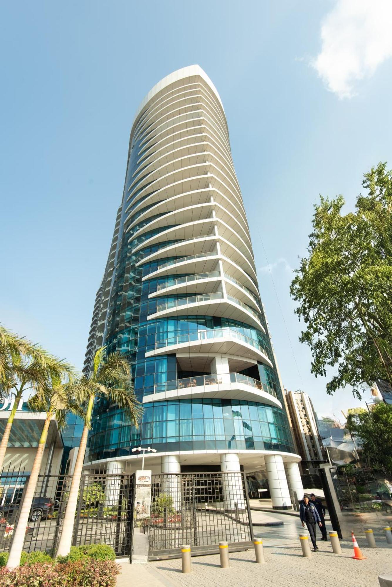Nile Plaza Maadi