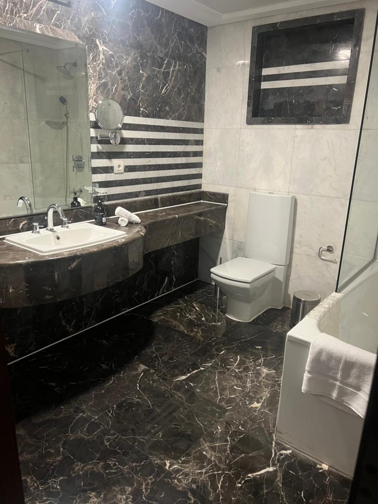 Nile Plaza Maadi *